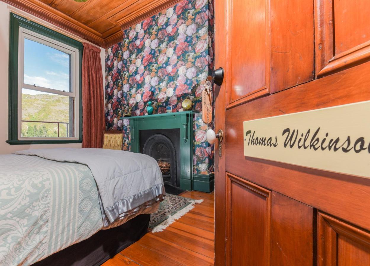 Dunstan House Motel Клайд Екстериор снимка